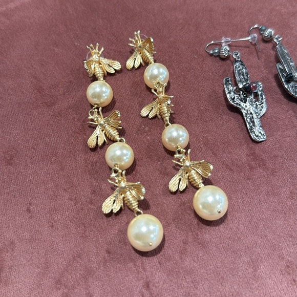 Bundle of 5 pairs of earrings - Picture 2 of 6